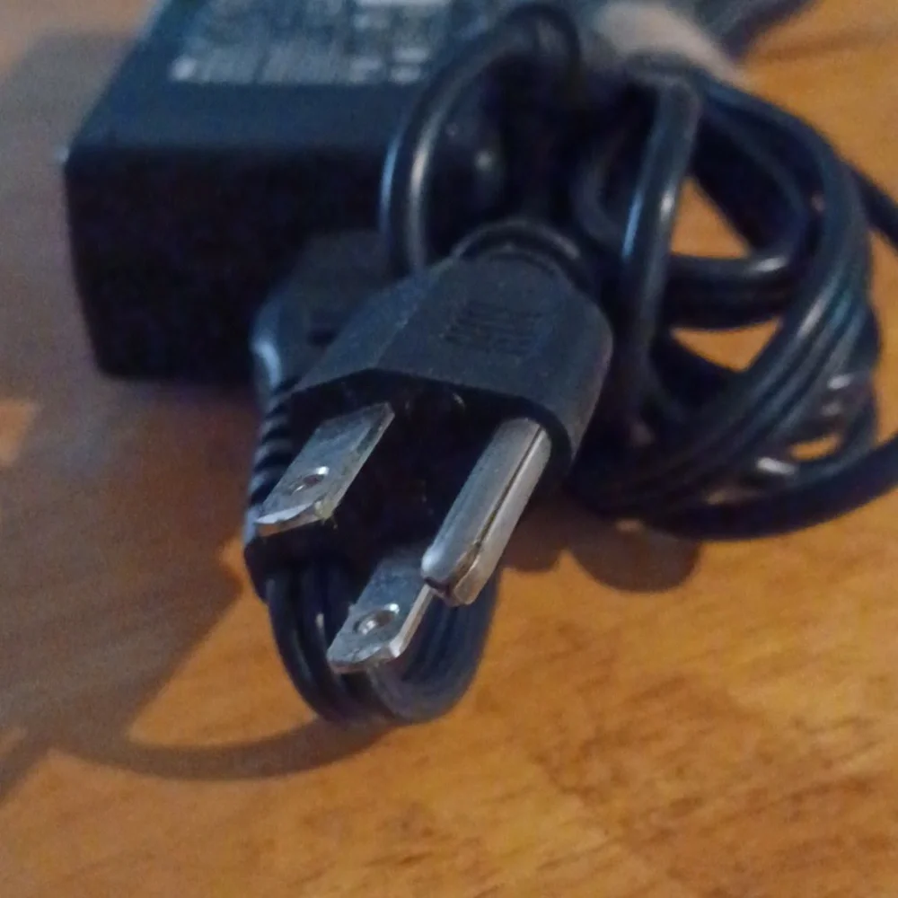 Dell 90W Laptop Charger
